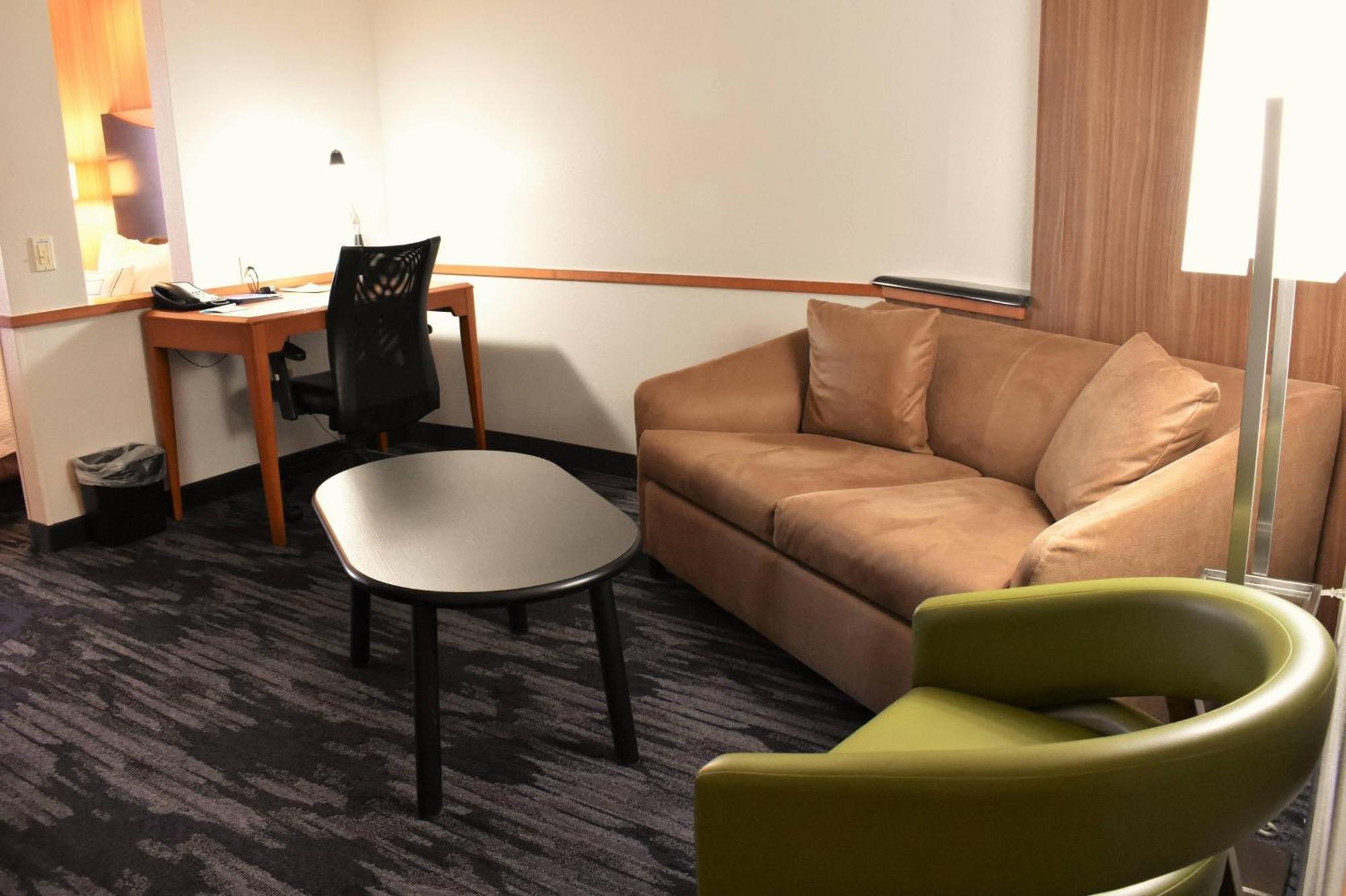 Fairfield Inn And Suites By Marriott Strasburg Shenandoah Valley Exterior foto